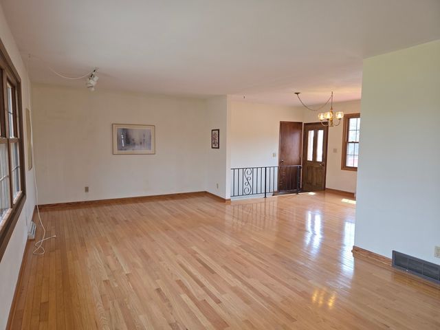 2544 TUCK-A-WAY Trail, Rockford, IL 61107