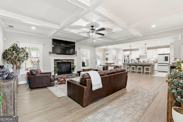 14 Pond Oak Way, Moreland, GA 30259