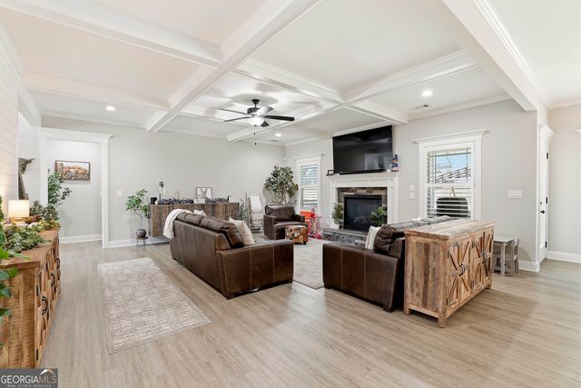 14 Pond Oak Way, Moreland, GA 30259
