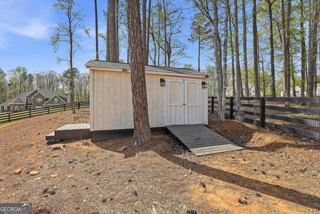 14 Pond Oak Way, Moreland, GA 30259
