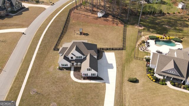 14 Pond Oak Way, Moreland, GA 30259