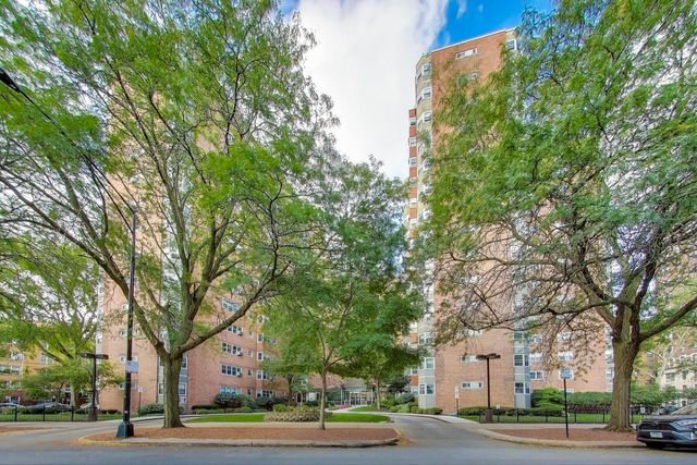 4950 N Marine Drive 1402, Chicago, IL 60640