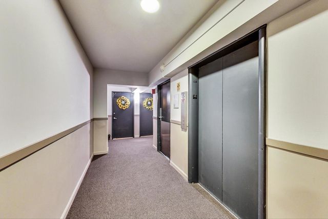 4950 N Marine Drive 1402, Chicago, IL 60640