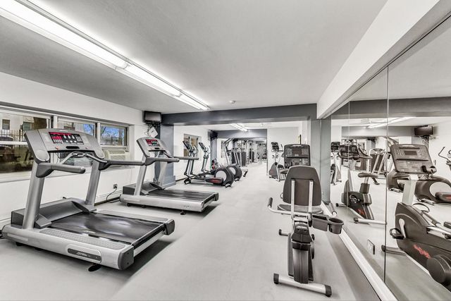 4950 N Marine Drive 1402, Chicago, IL 60640