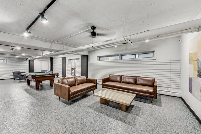 4950 N Marine Drive 1402, Chicago, IL 60640