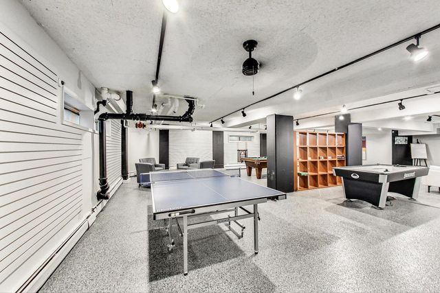 4950 N Marine Drive 1402, Chicago, IL 60640