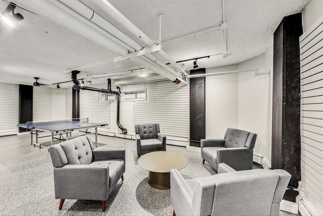 4950 N Marine Drive 1402, Chicago, IL 60640