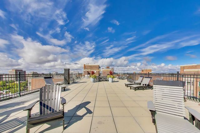 4950 N Marine Drive 1402, Chicago, IL 60640