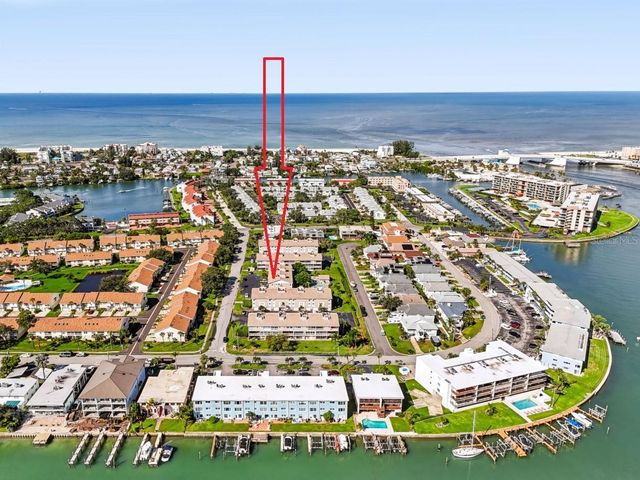255 CAPRI CIRCLE N 22, Treasure Island, FL 33706
