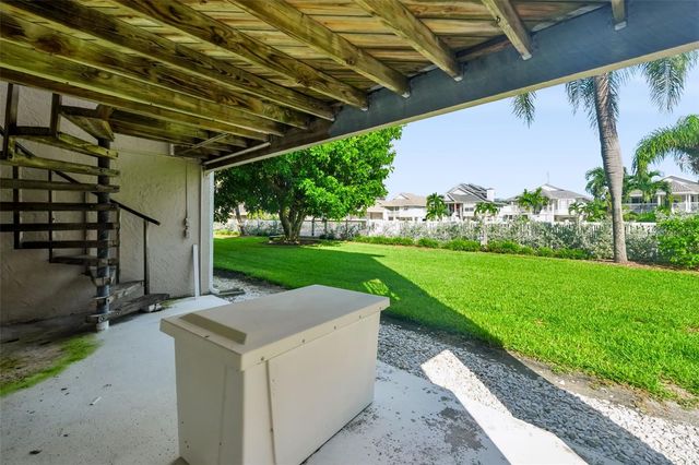 255 CAPRI CIRCLE N 22, Treasure Island, FL 33706