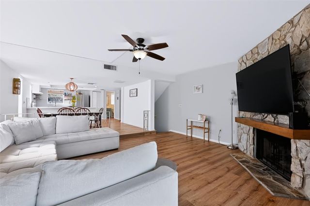 255 CAPRI CIRCLE N 22, Treasure Island, FL 33706