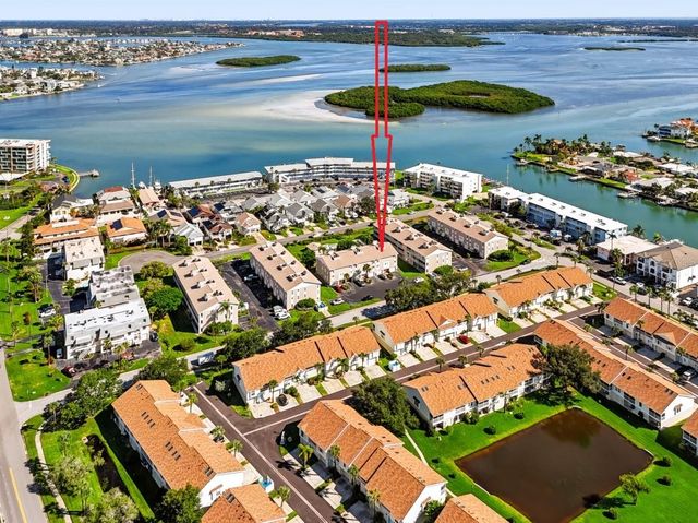 255 CAPRI CIRCLE N 22, Treasure Island, FL 33706