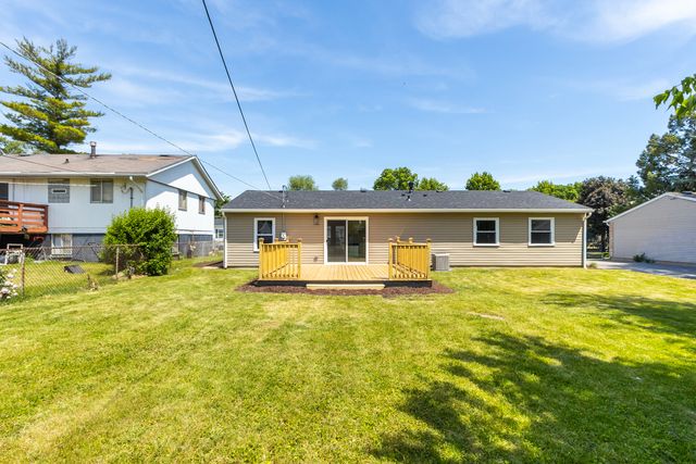 221 Gordon Avenue, Romeoville, IL 60446