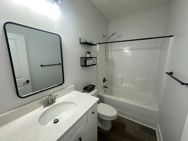 266 Merritt Dr, Slocomb, AL 36375