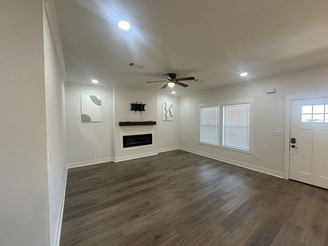 266 Merritt Dr, Slocomb, AL 36375