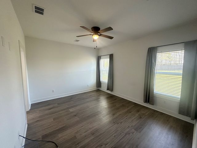 266 Merritt Dr, Slocomb, AL 36375