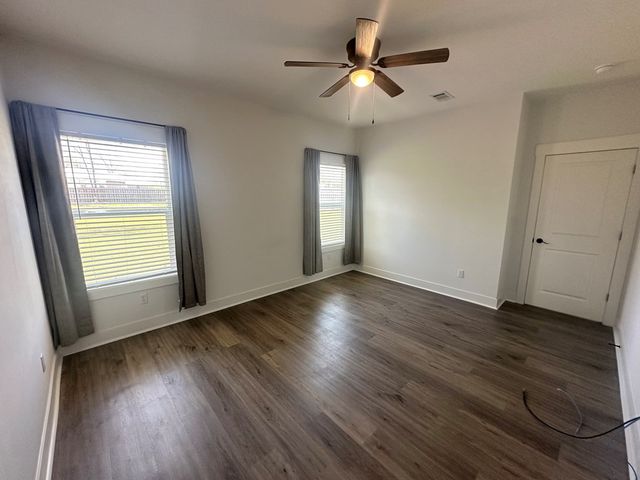 266 Merritt Dr, Slocomb, AL 36375