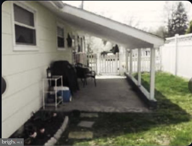 60 N OAKLAND AVE, Runnemede, NJ 08078