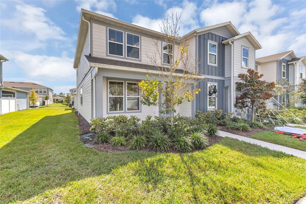 Image 2 of property listing at 9744 BROWN BURROW STREET, Orlando, FL 32829