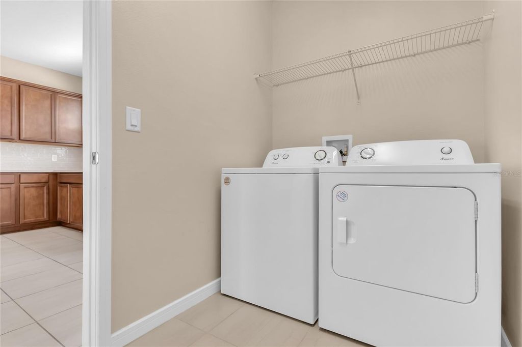 Image 13 of property listing at 9744 BROWN BURROW STREET, Orlando, FL 32829