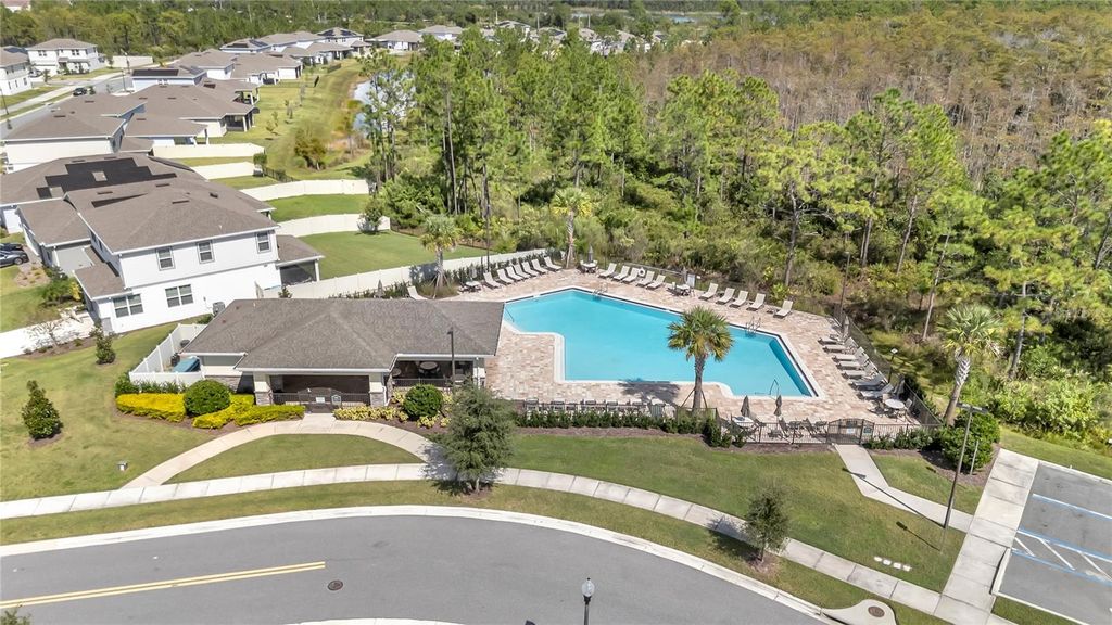 Image 30 of property listing at 9744 BROWN BURROW STREET, Orlando, FL 32829