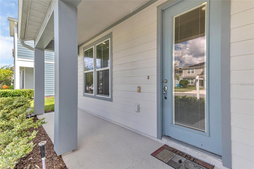 Image 4 of property listing at 9744 BROWN BURROW STREET, Orlando, FL 32829