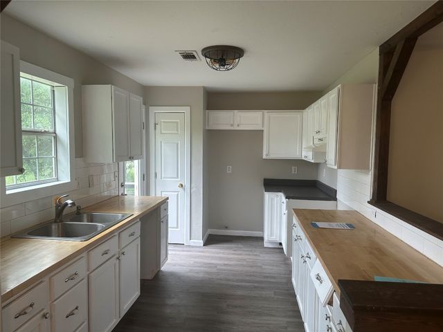 20334 Portland Avenue, Purcell, OK 73080