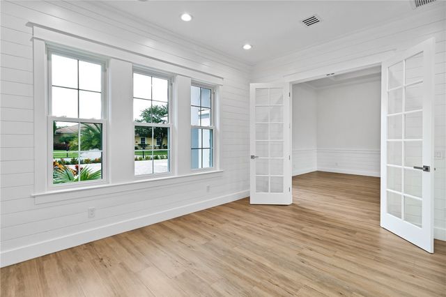 560 Stoney Brook Farm Court, Vero Beach, FL 32968