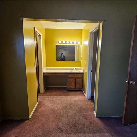 210 Winkfield, South Fulton, GA 30349