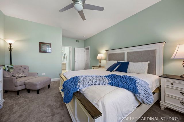 21046 W Walnut Lane, Plainfield, IL 60544