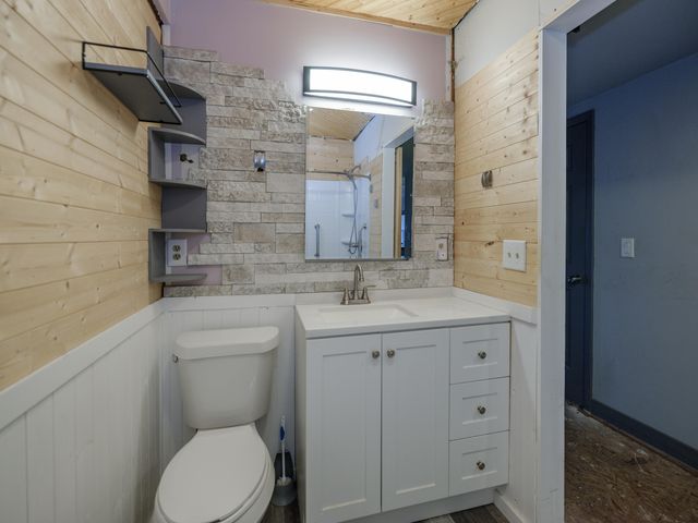 22431 Paulson Road, Gobles, MI 49055