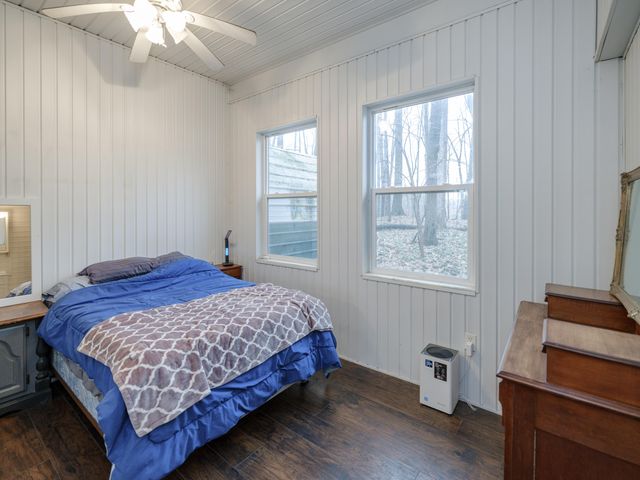 22431 Paulson Road, Gobles, MI 49055