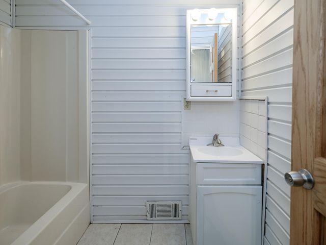 22431 Paulson Road, Gobles, MI 49055