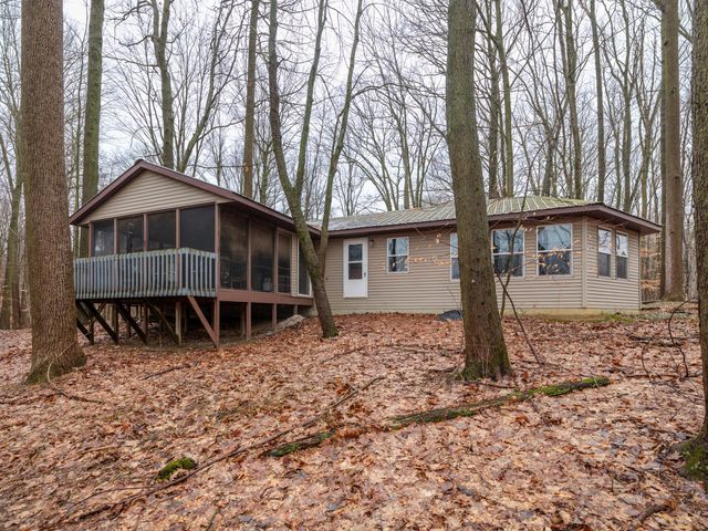 22431 Paulson Road, Gobles, MI 49055