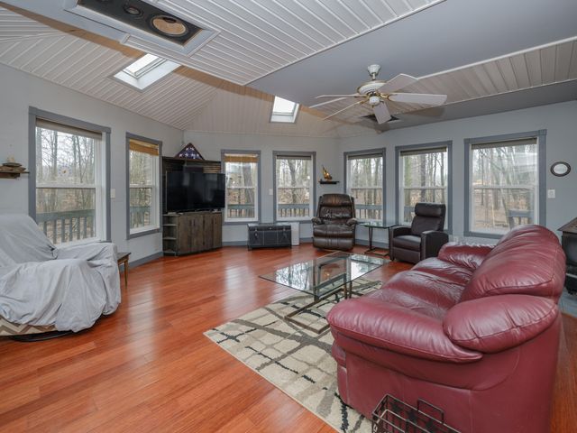 22431 Paulson Road, Gobles, MI 49055