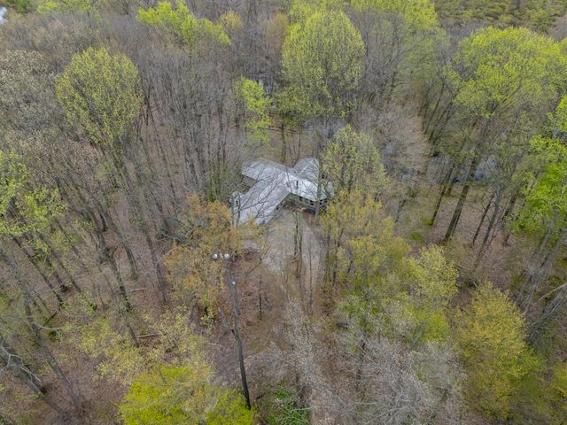 22431 Paulson Road, Gobles, MI 49055