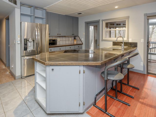 22431 Paulson Road, Gobles, MI 49055