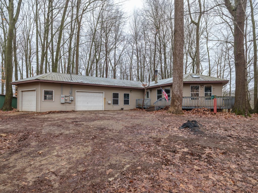 22431 Paulson Road, Gobles, MI 49055