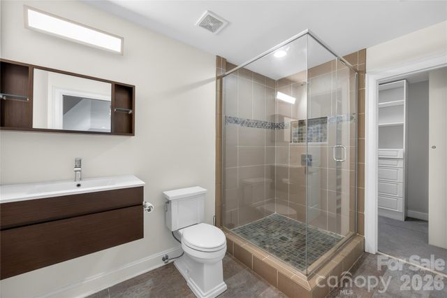 129 Aqua Drive, Mooresville, NC 28117