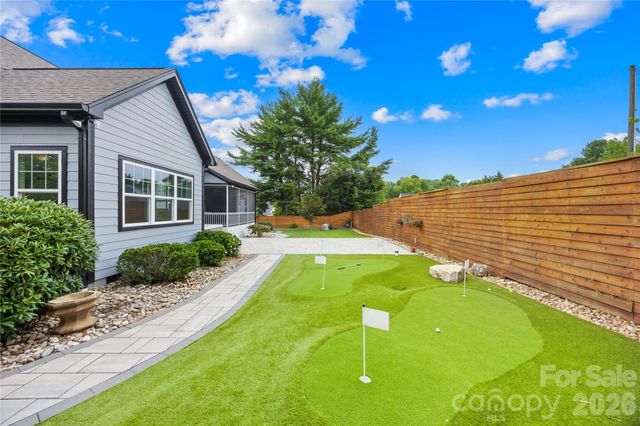 129 Aqua Drive, Mooresville, NC 28117