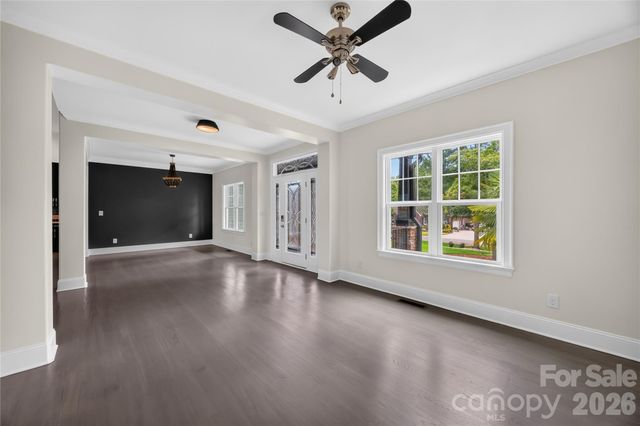 129 Aqua Drive, Mooresville, NC 28117