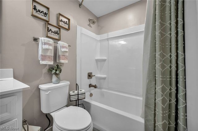 551 Bates Avenue, Seville, OH 44273