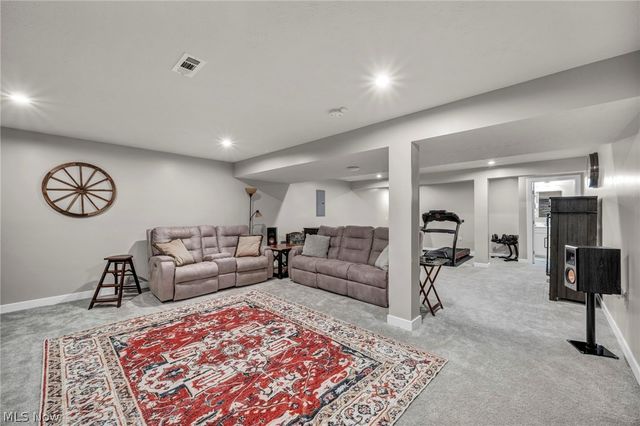 551 Bates Avenue, Seville, OH 44273