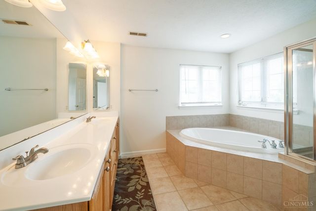 195 Brittony Woods Drive, Monroe, OH 45050
