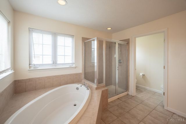 195 Brittony Woods Drive, Monroe, OH 45050