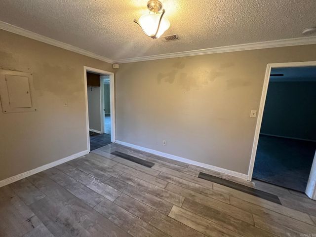 12501 County Line Road, Alexander, AR 72002