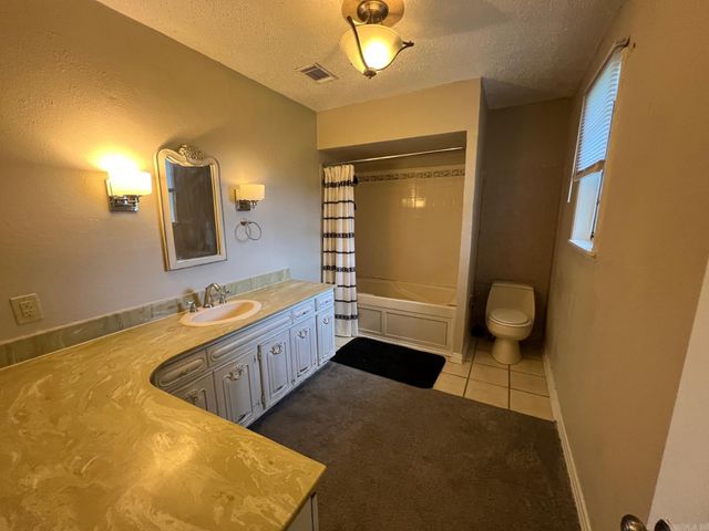 12501 County Line Road, Alexander, AR 72002