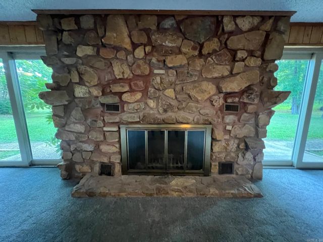 12501 County Line Road, Alexander, AR 72002