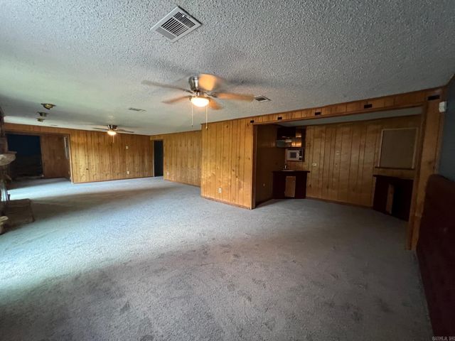 12501 County Line Road, Alexander, AR 72002