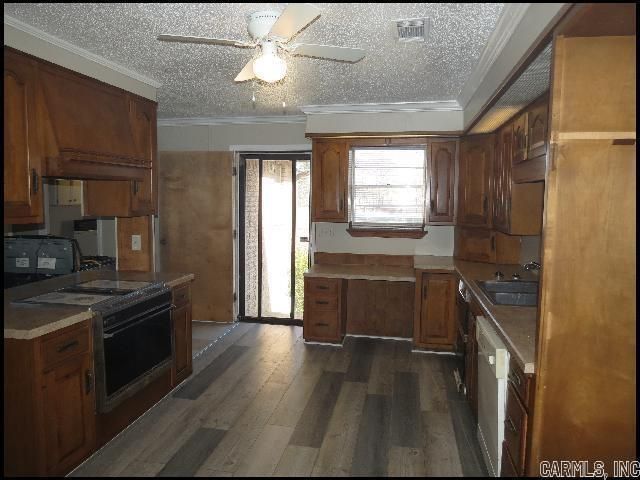 12501 County Line Road, Alexander, AR 72002